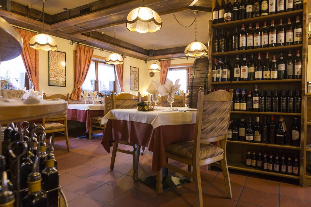 Hotel La Baita Ливиньо Экстерьер фото